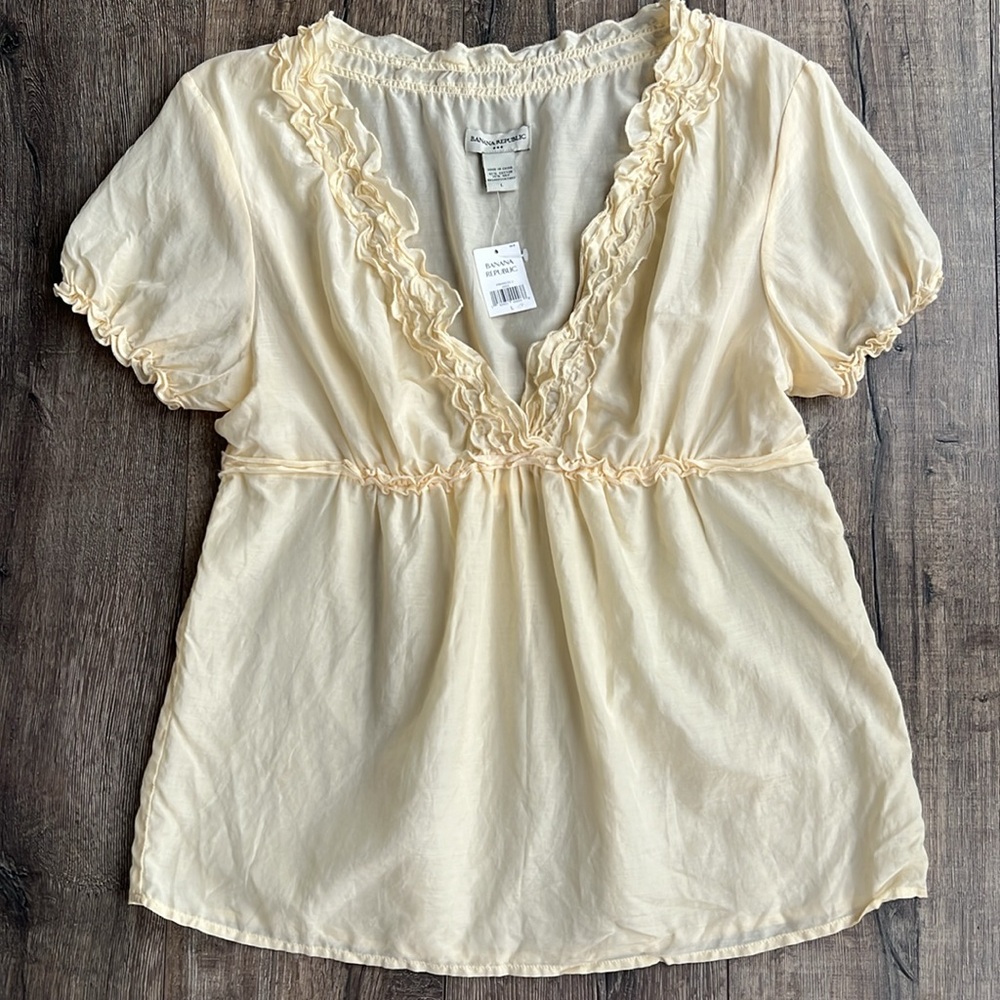 Banana Republic Cream Puff Sleeve Ruffled Blouse